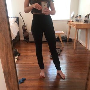 Lululemon black Align pant size 6